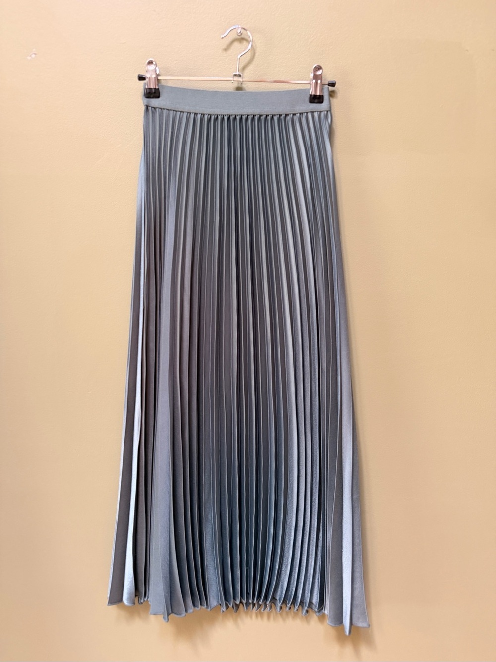Pleated Blueish Silver Midi Skirt - Picture 1 of 3